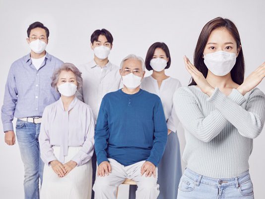 다음달 13일부터 버스·병원서 마스크 안 쓰면 과태료 최고 10만원