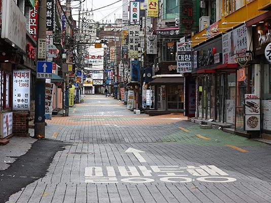24일 0시부터 수도권 거리두기 2단계… 호남권은 1.5단계 격상