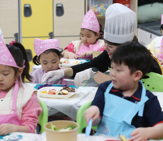 초등 1학년 13만명 ‘늘봄학교’ 이용 중…돌봄교실 대기자 99.9% 해소