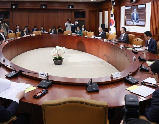 정부, 유류세 인하 조치·유가연동보조금 2개월 추가 연장