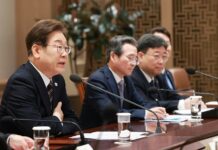 이 대통령 “물가 문제, 국민에 큰 고통…대책 챙겨 보고해 달라” 지시