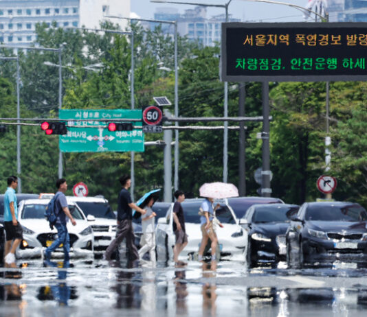 사상 첫 폭염중대경보 발효…정부, 범정부 폭염 총력대응